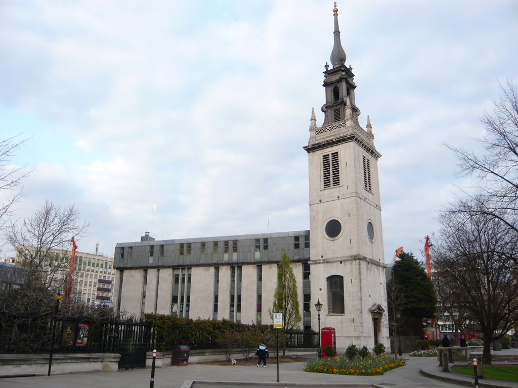 St Augustine's church, Watling Street by StephenHarris