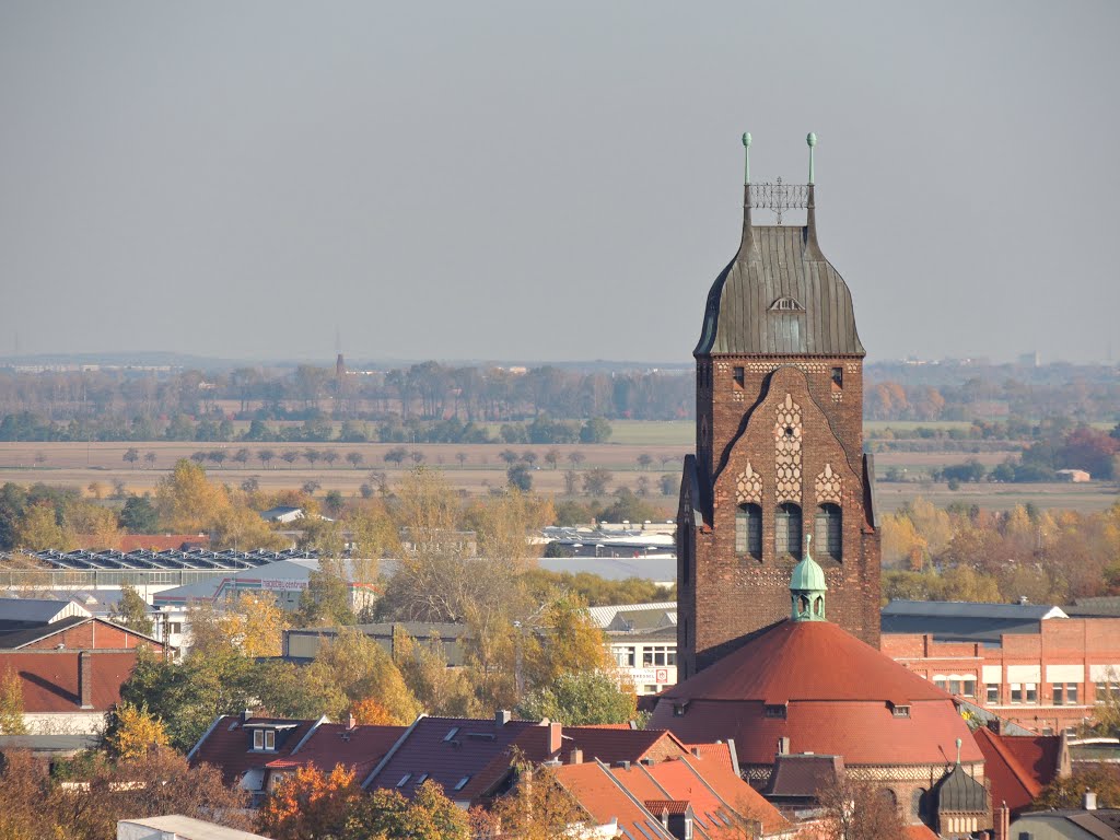 Hennemann blickt vom Kirchturm by Micky Hennemann