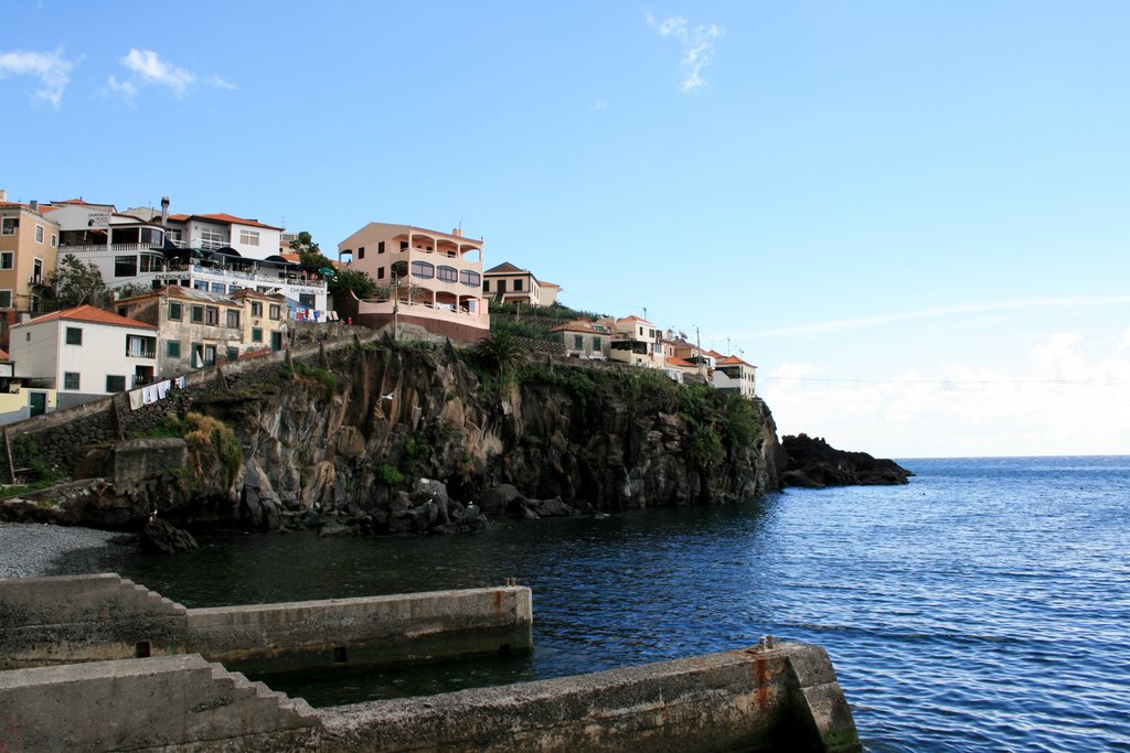 Camara de Lobos http://web.mac.com/gerard.nicolle/Site/MADEIRA.html by 28-07-1980