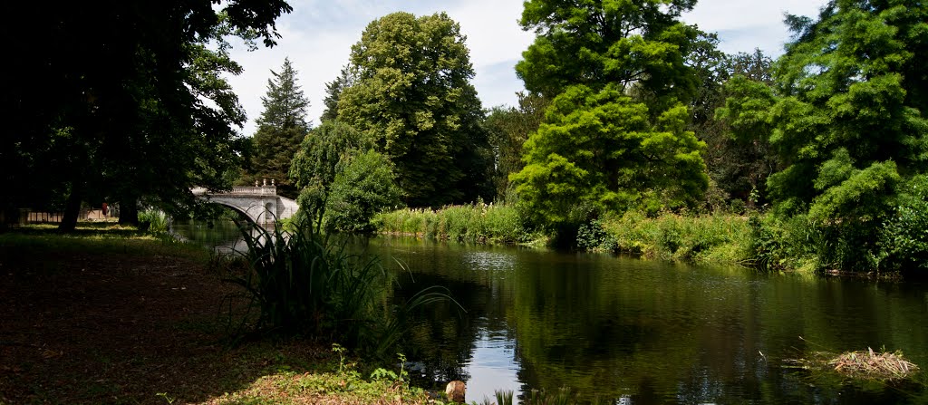 Chiswick House and Gardens by Jolanta Gaj