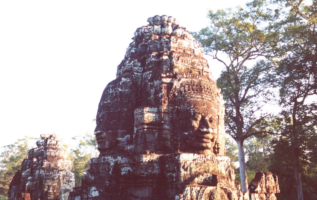 The Bayon, Angkor Wat by Ryan Kelly