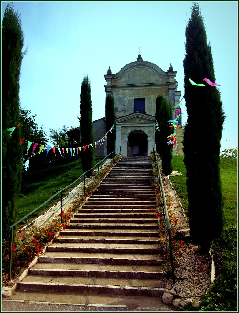 PLEASE ENLARGE...In VERTICAL...The small church of Carzaghetto .... celebrating. La piccola chiesetta di Carzaghetto....in festa. by Johnny Poole