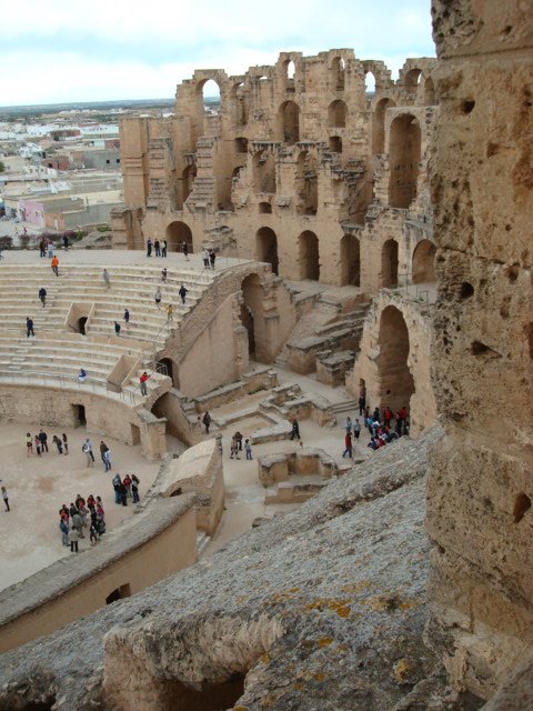 Colosseum by Rigó Pál 