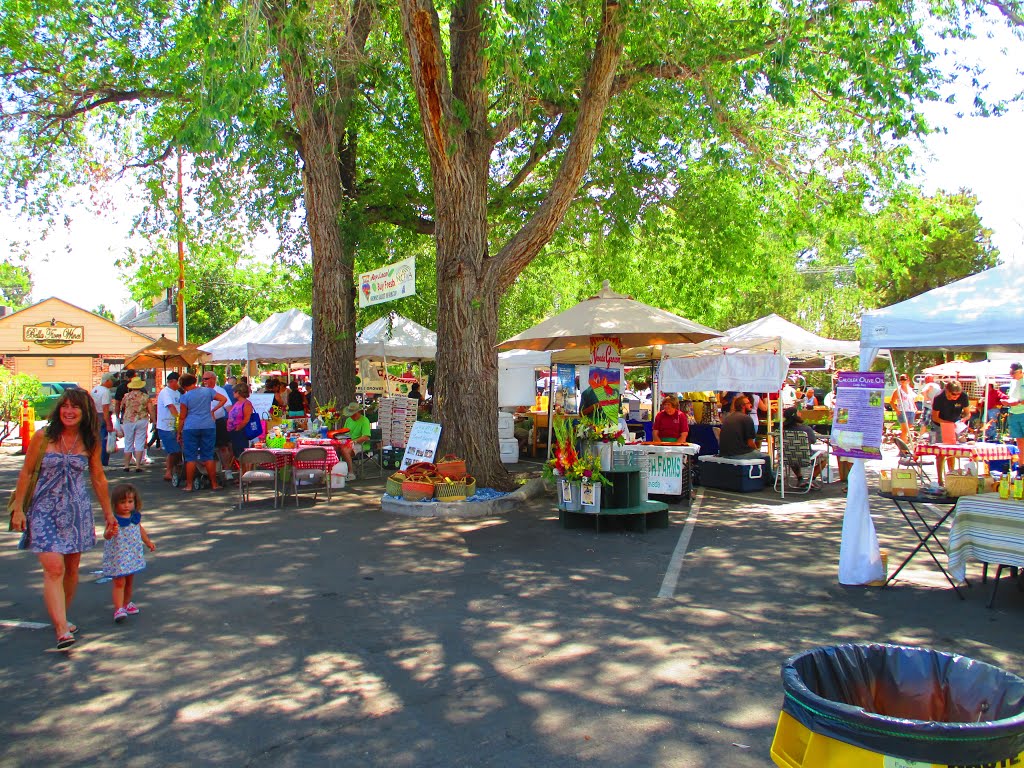 Carson City farmer's market by Geogo