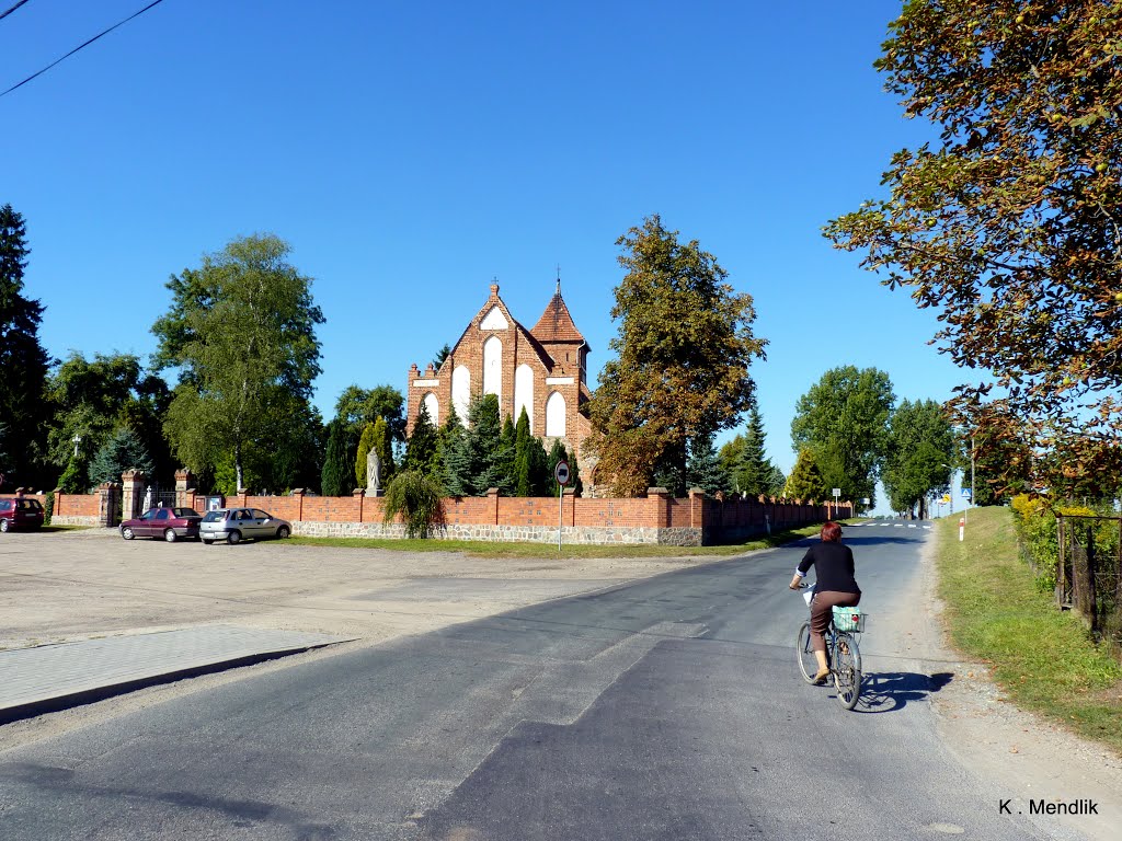 Polska - Kiełbasin - Gotycki kościół pw. Narodzenia NMP z XIV wieku by Kazimierz .Mendlik