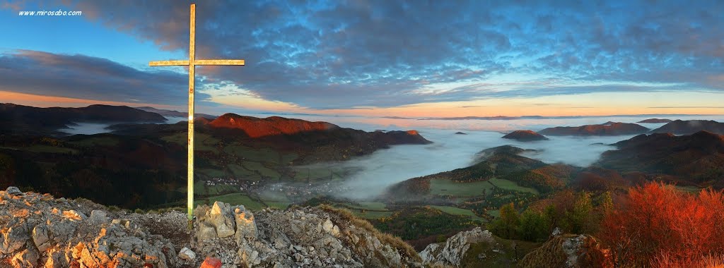 Morning on the top of Vápeč by www.mirosabo.com