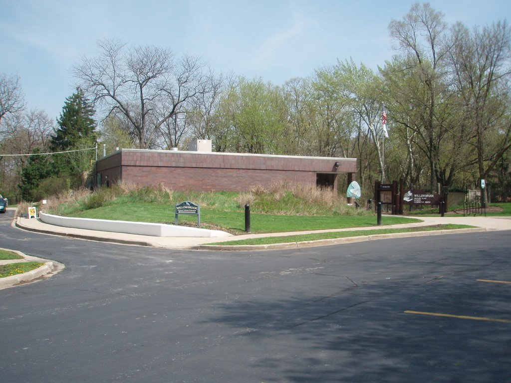 Willowbrook Wildlife Clinic interpretive Center by jbrann