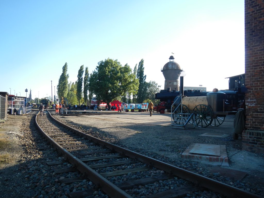 2013_09_28 3. Verkehrshistorische Tage im Bahnbetriebswerk Gera by znamyRene