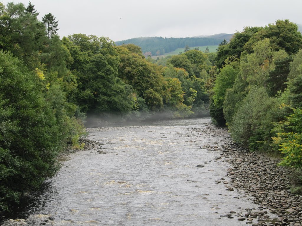 Early morning mist on the River Tilt, Blair Artholl by oldchippy