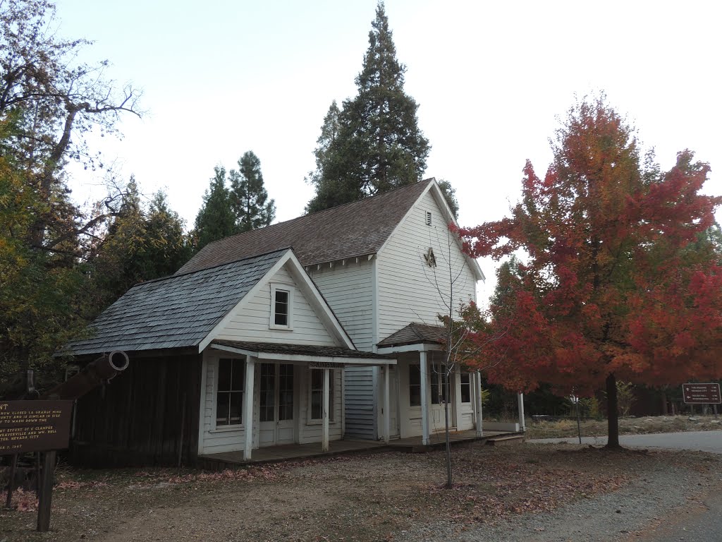 Malakoff Diggins State Historic Park by Steve Schmorleitz, NationalParkLover.com