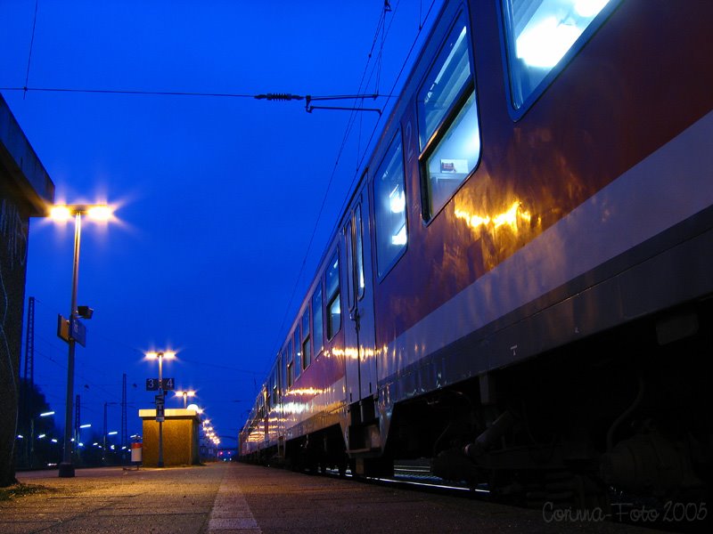 Bahnhof in Tostedt am Abend by Corinna2212