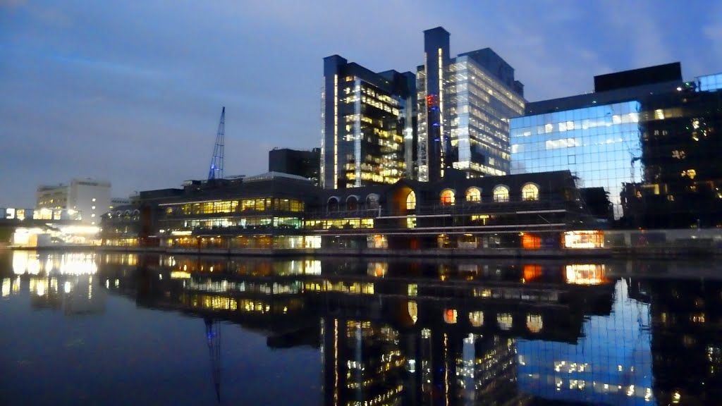 Canary Wharf - Docklands by GiannisV.