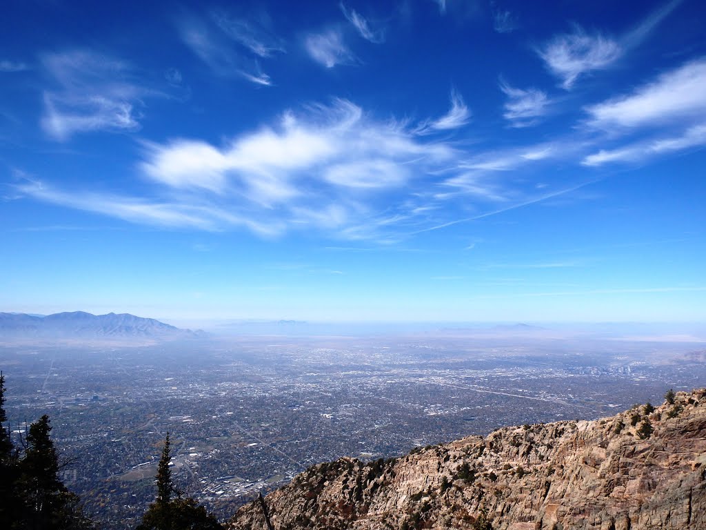 Kessler Peak and Salt Lake City by Benigno Gómez