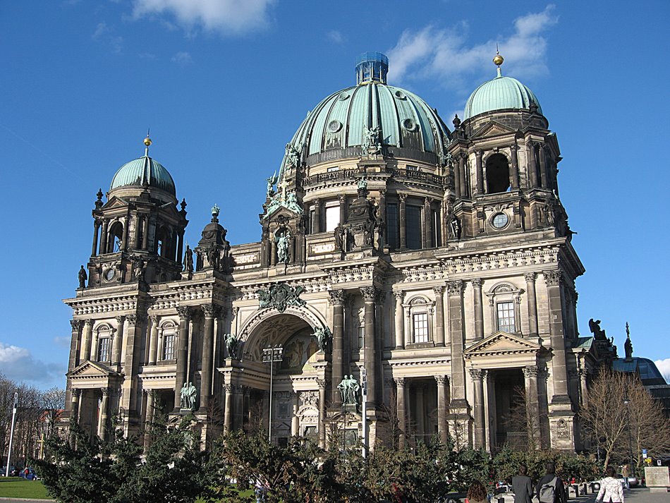 Vecākā Berlīnes baznīca (Oldest Church in Berlin) by Maris Celmins