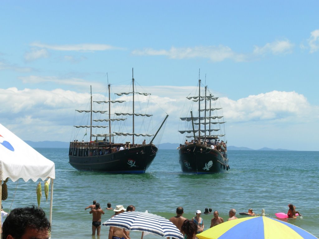 Barcos piratas, Canas Vieiras by ctosoron