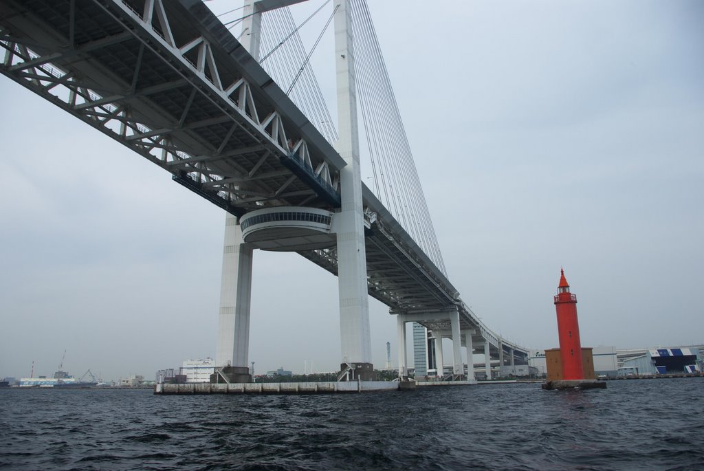 Yokohama Bay Bridge by Matsubayashi