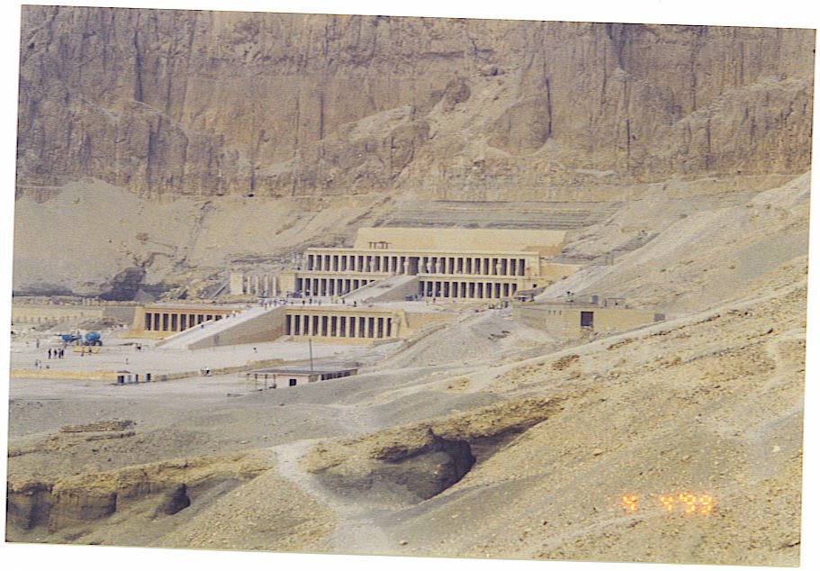 Temple of Hatshepsut by gradplanner