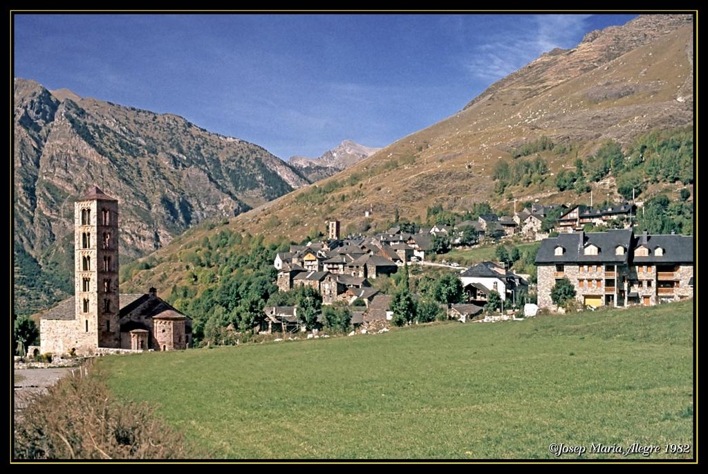 Sant Climent de Taull - 1982 by Josep Maria Alegre