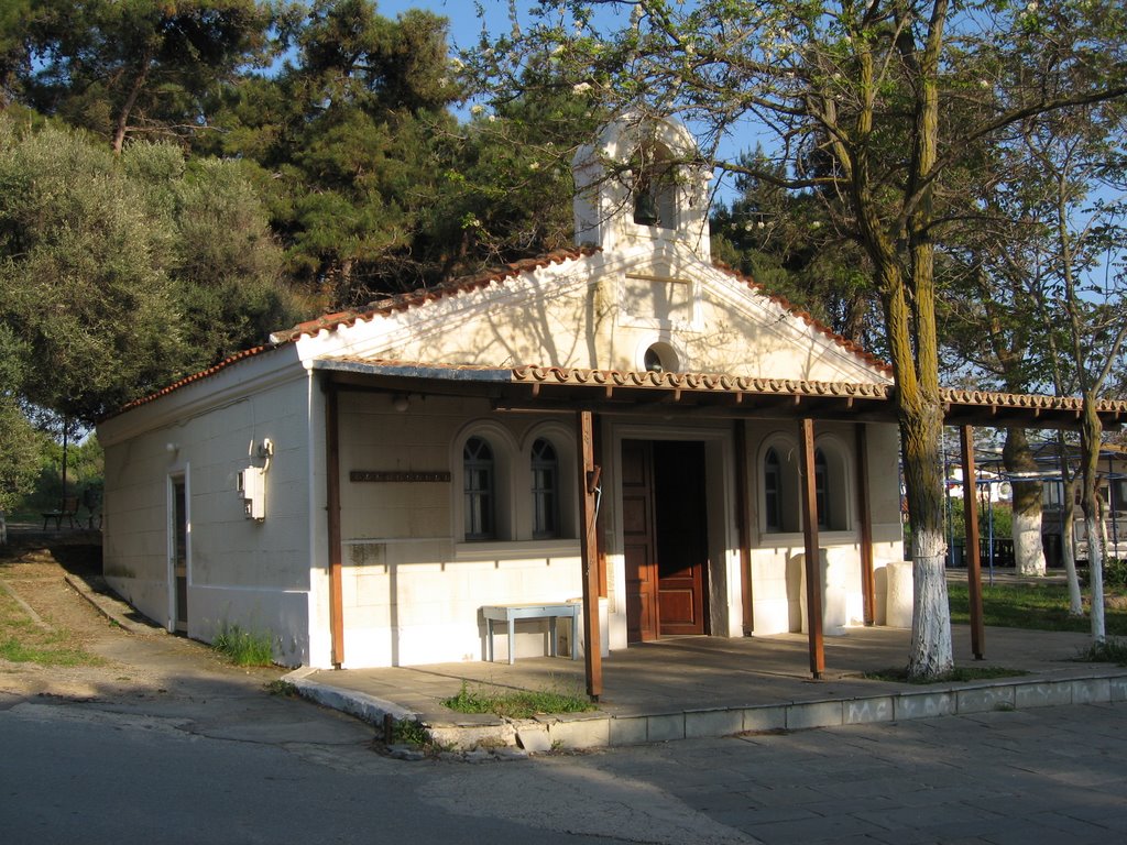 Chapel of St. Paraskevi by Vasilis Tourliadis