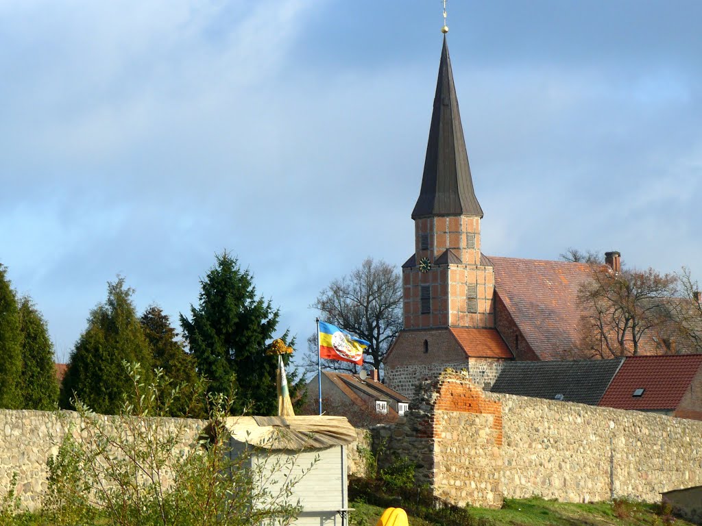 St.Petri Kirche,historische Stadtmauer Woldegk by udogoetz