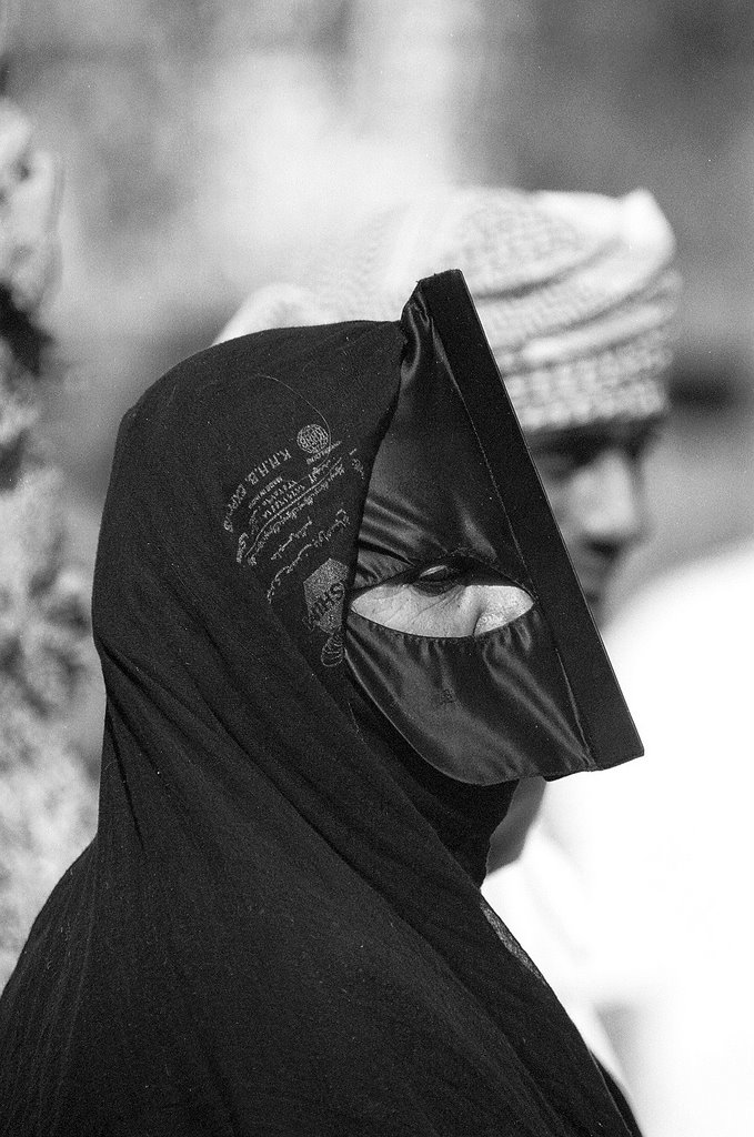 Bedouin woman on the goat market in Nizwah, Oman. by Marcin Klocek (trave…