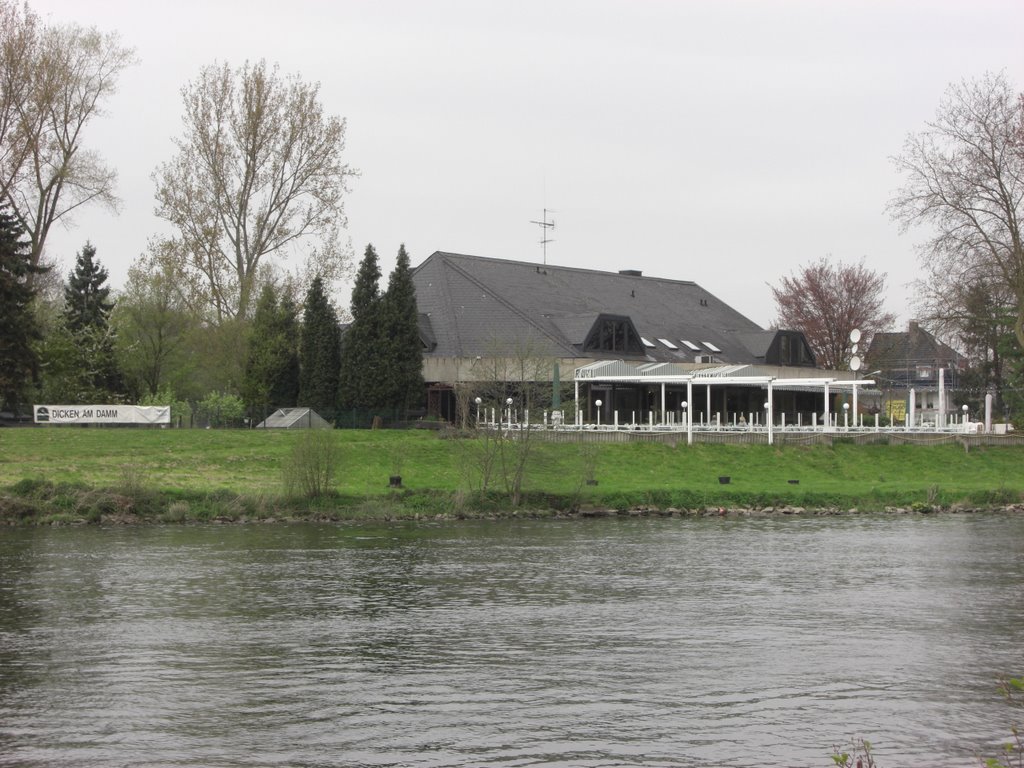 Gaststätte "Dicken am Damm" in Richtung NW by hajottka