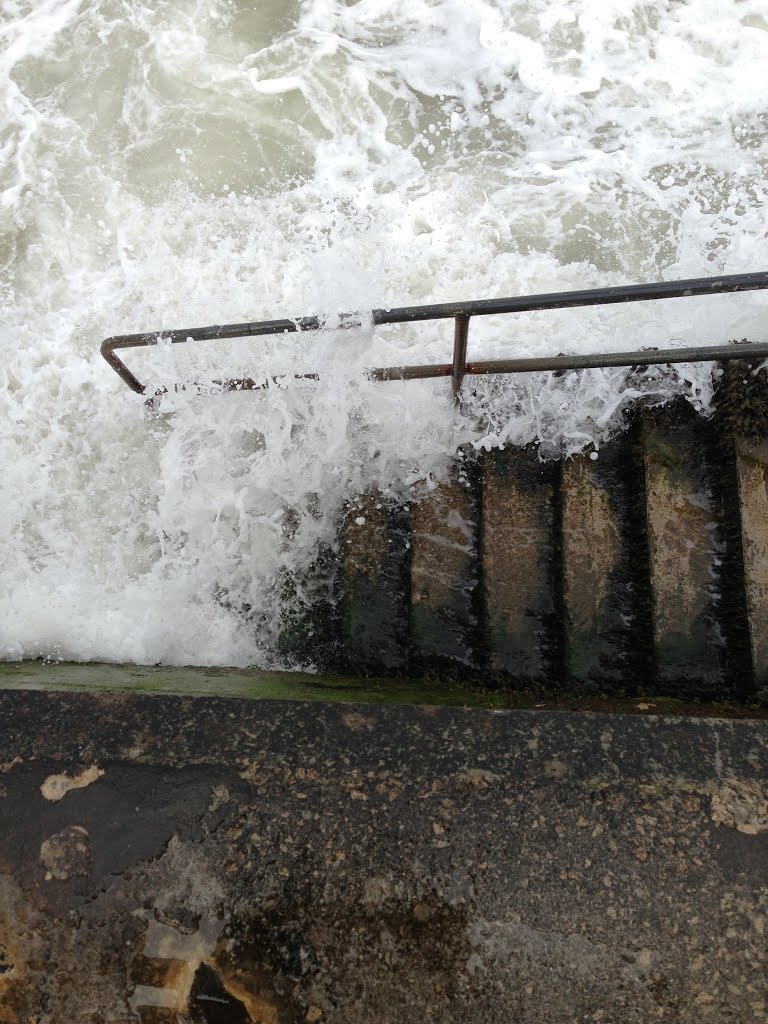 High tide, Whitby beach by Ryan Sullivan