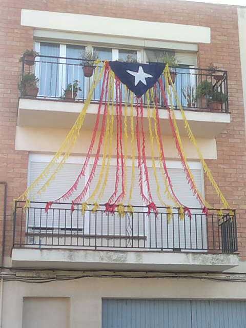 Torà. Lleida. Catalonian Flags by catalonianflags