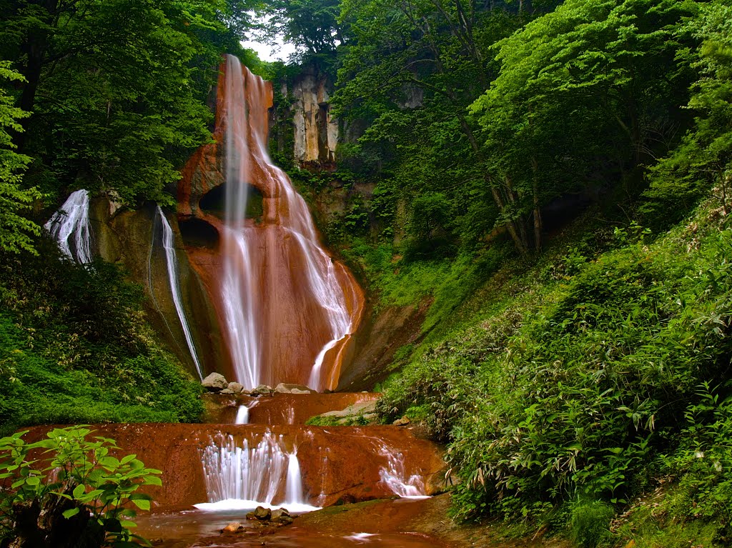 Red rock falls by tsushima