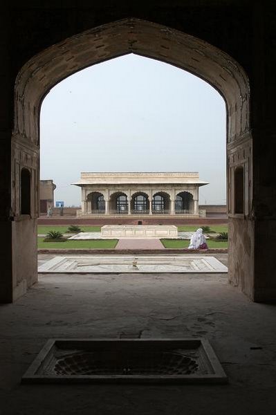 Diwan-e-khas,Shahi Qila by fatimab3000