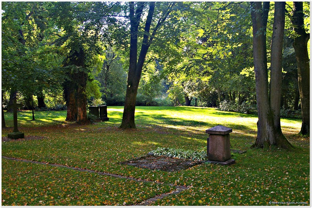 Soltau - Alter Friedhof an der St.-Johannis-Kirche by mkks34123