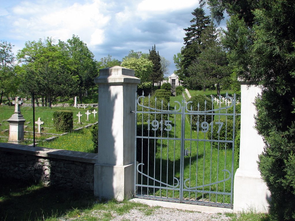 The I. world war Austro- Hungarian military cemetery in Gorjansko (Thiago) by slo_thiago