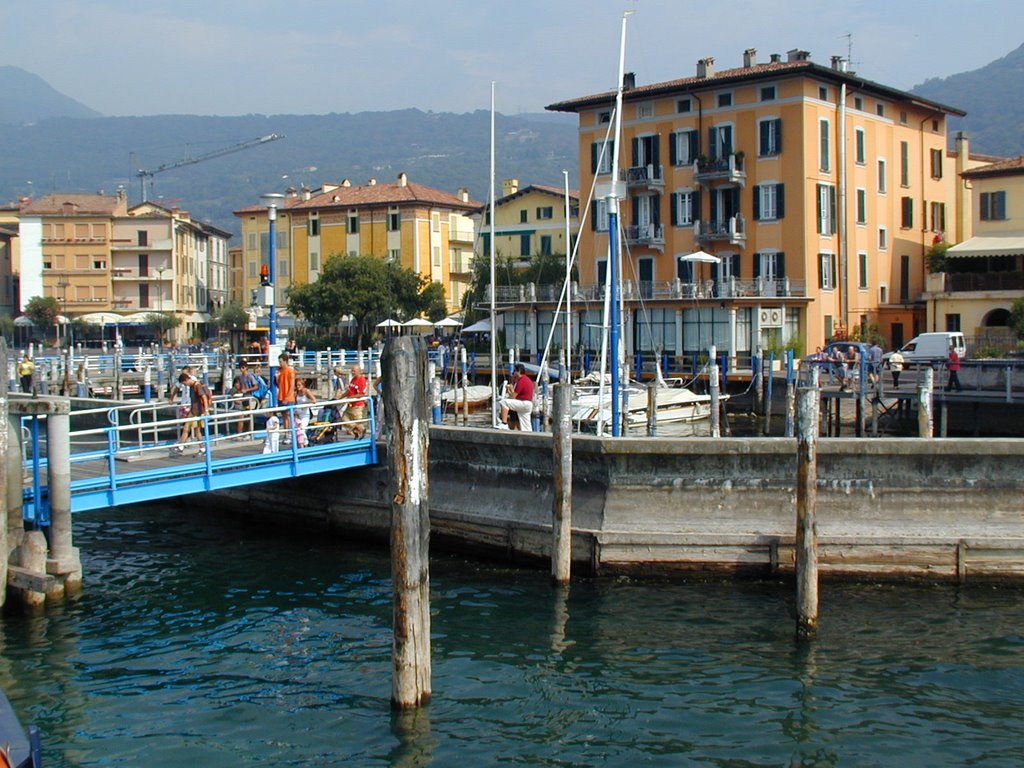 Iseo on the lake, Italy by gpermant