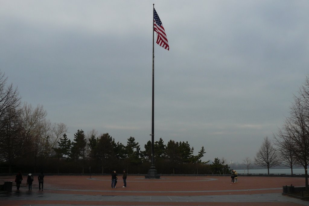 New York - Liberty Island by adutto