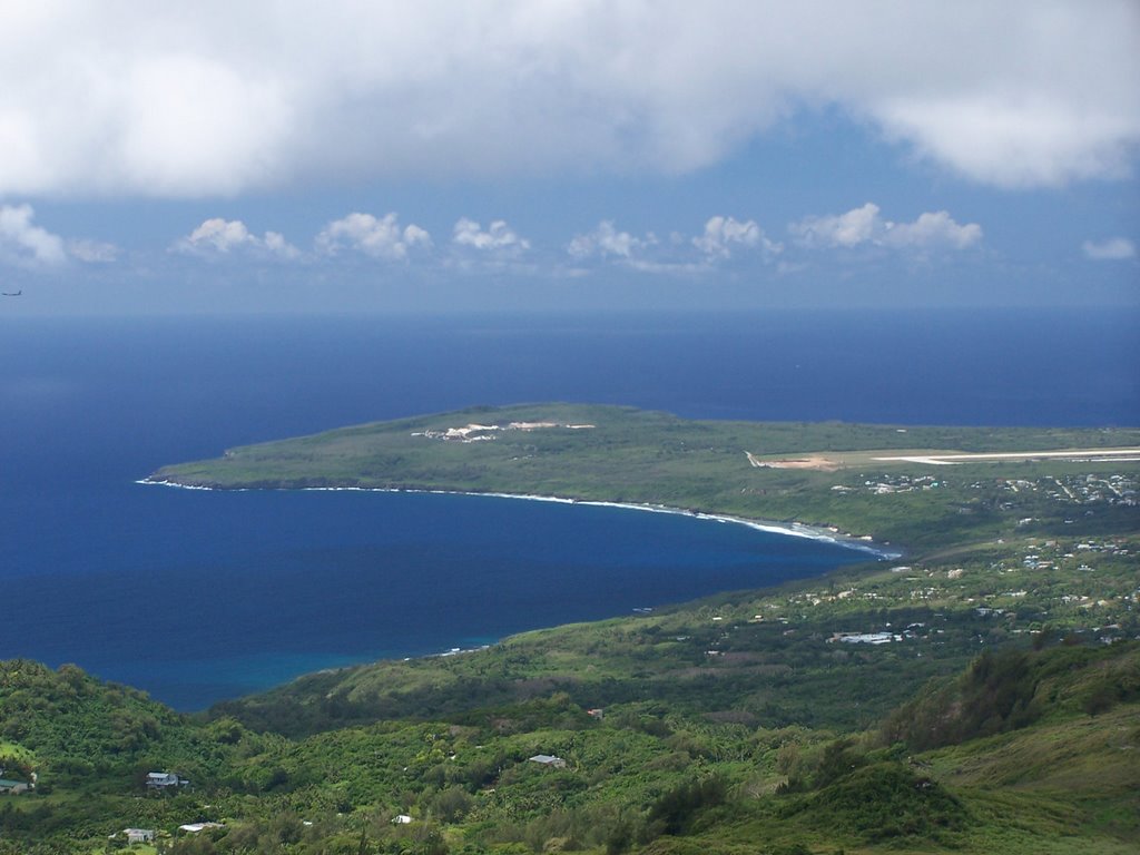 踏破潮山东南眺望 Southeast View from Mt. Tagpochau by likai