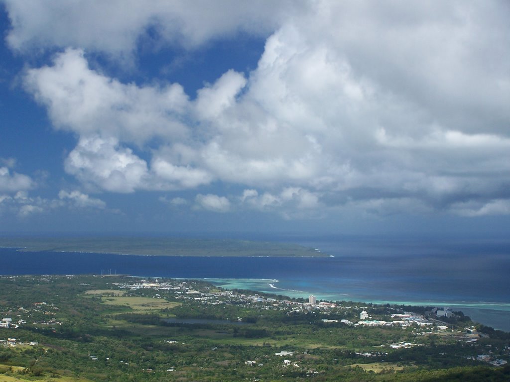 踏破潮山西南眺望 Southwest View from Mt. Tagpochau by likai