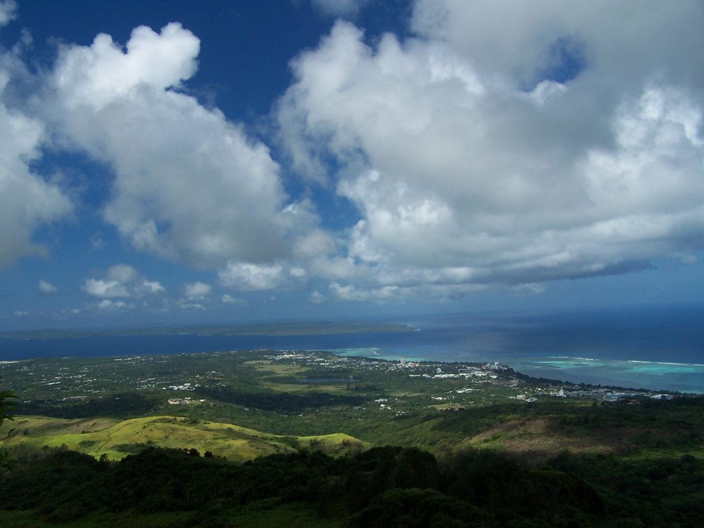 踏破潮山西南眺望 Southwest View from Mt. Tagpochau by likai