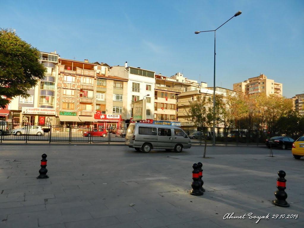 Yenimahalle'nin girişi by Ahmet Soyak