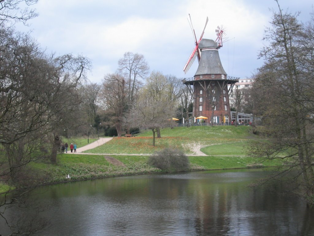 Windmill by iaghe