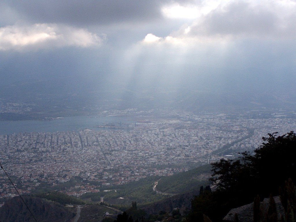 Volos from above by Sarois Harry