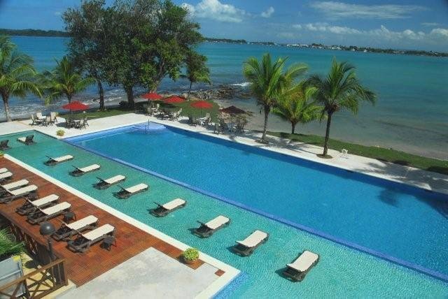 Pool at Playa Tortuga Hotel & Beach Resort by fmachadom