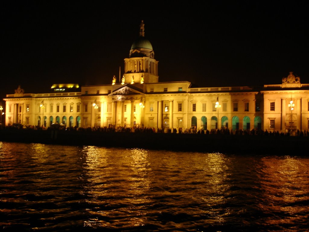 Dublin-Custom House by Xpistivaki