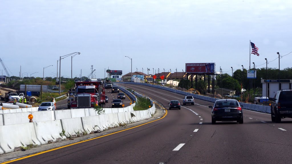 2013 11-04 Florida - Tampa - from I-275 by Qwilleran