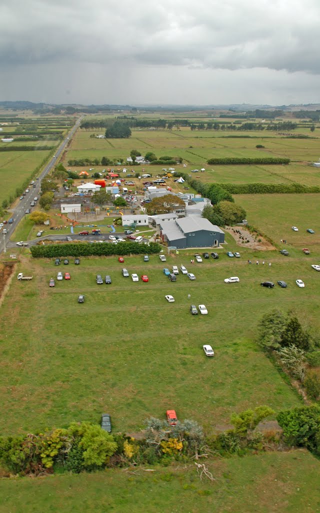 Aka Aka Primary School - Big Boys Toys day - View from helicopter of the school by Roach1