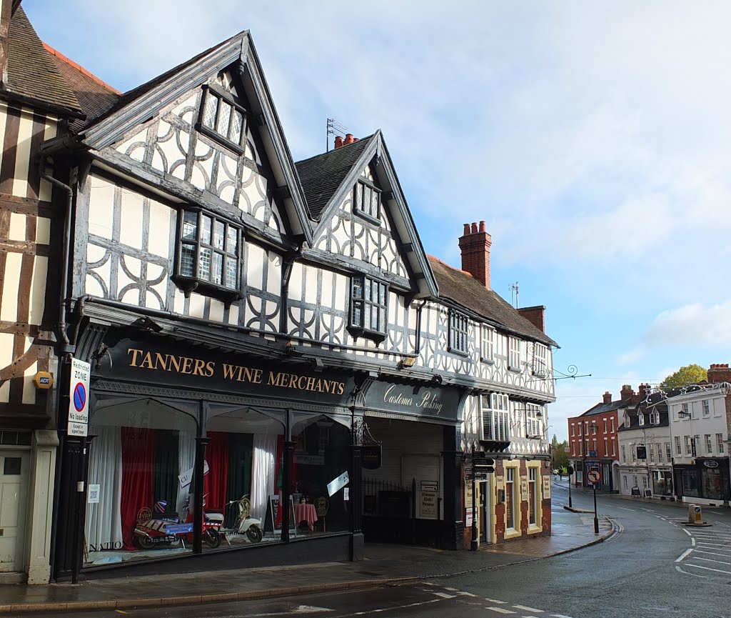 The Wine Merchants in Shrewsbury Wyle Cop. by Bobsky.