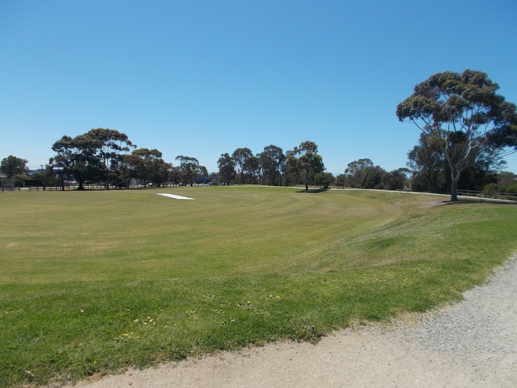 Mordialloc Creek Trail by VICPhotoSurvey