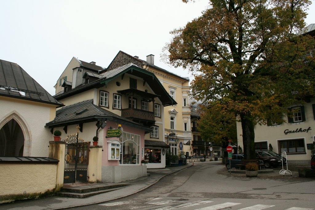 Sankt Gilgen - Kirchenplatz by M. G. Torres Portol1…