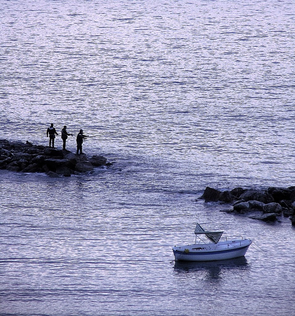 Formia, pescatori by Carlo Mirante