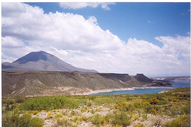 Vista Cerro El Diamante y Embalse Agua del Toro by Clarisalia