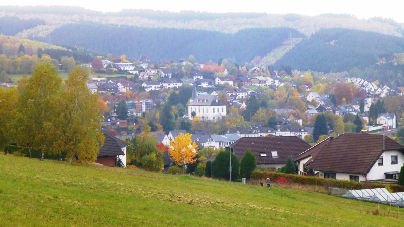 Aussicht zur ev. Kirche in Burbach by H.Garnjost